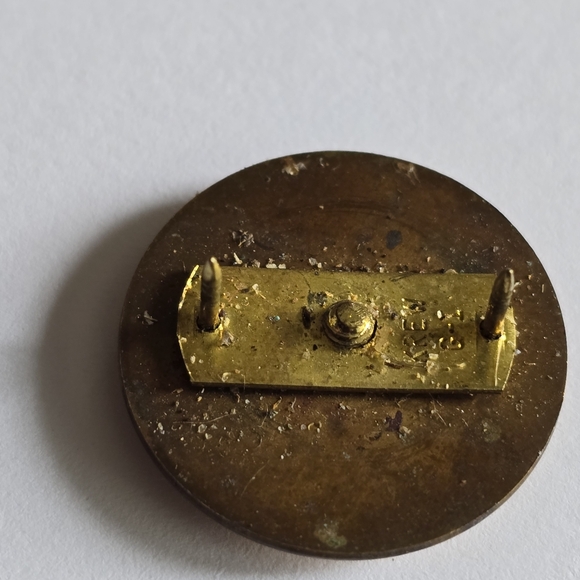 US Army Torch pin ROTC Gold Military Lapel brooch uniform - Picture 3 of 9